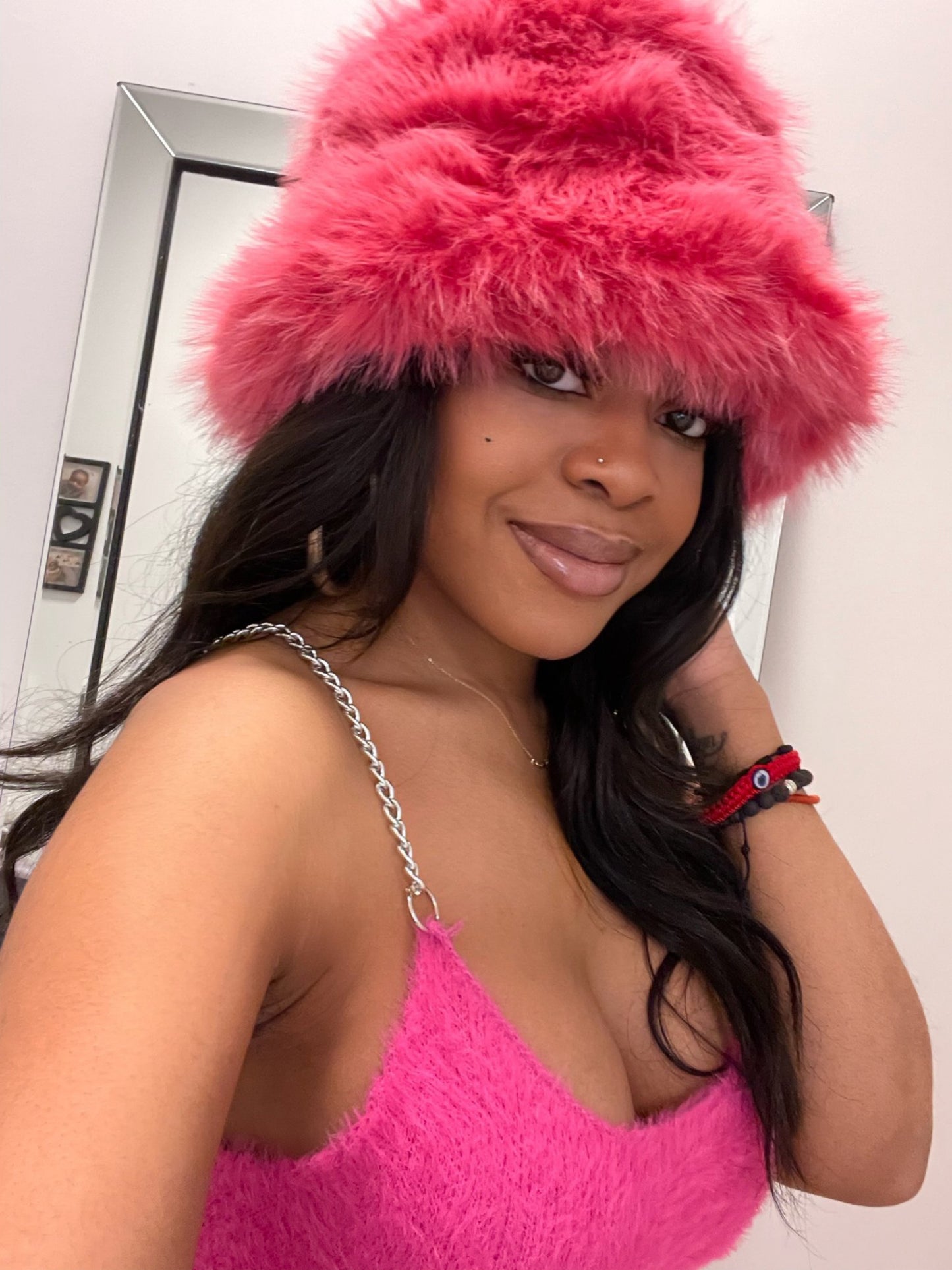 Foxy Pink Bucket